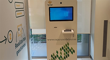 Caja Rural del Sur, Vodafone y el Gobierno andaluz colaboran para lanzar una solución tecnológica que acerca las sucursales bancarias a zonas rurales