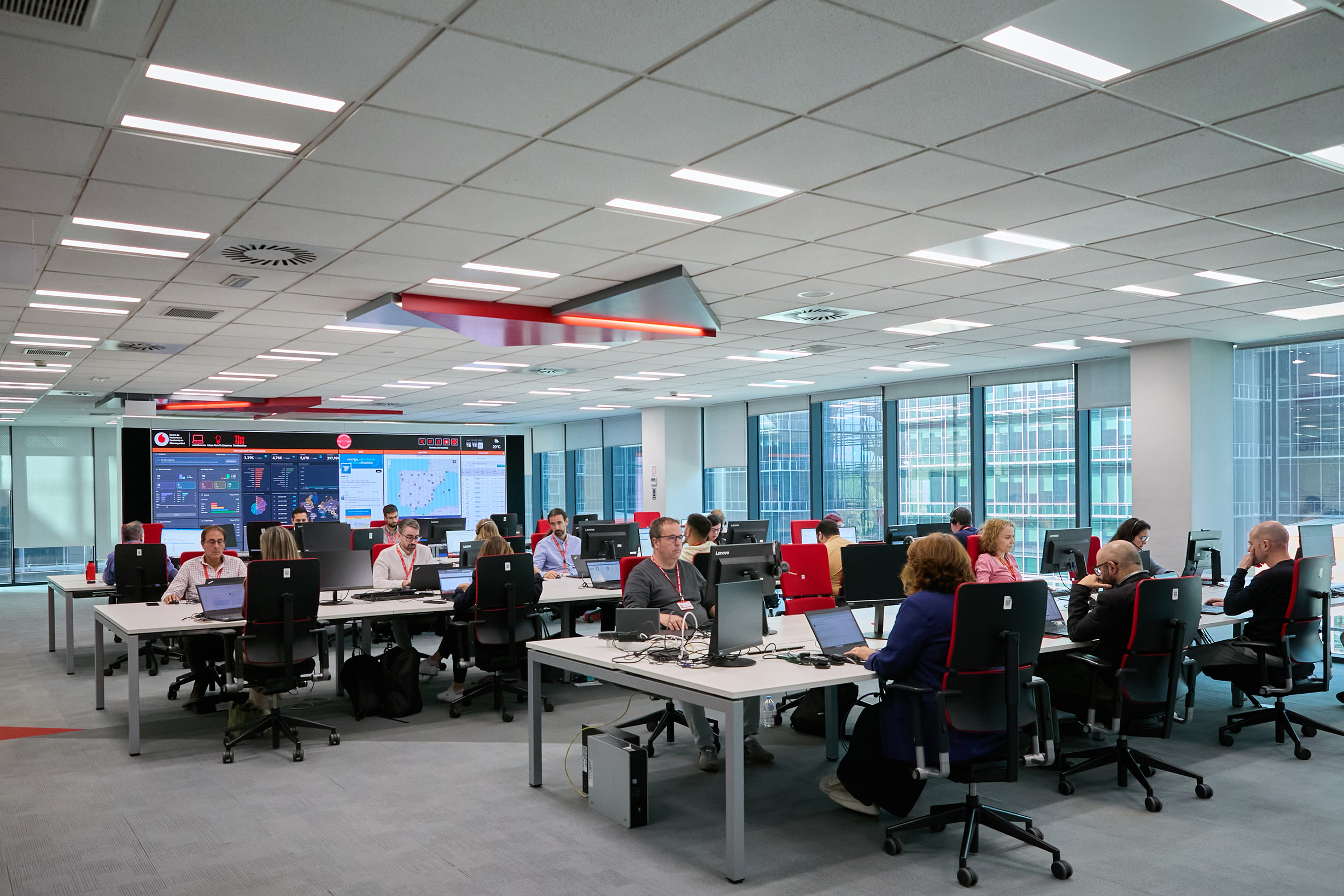Vodafone Empresas completa su estrategia con un nuevo centro de ciberseguridad para pymes.