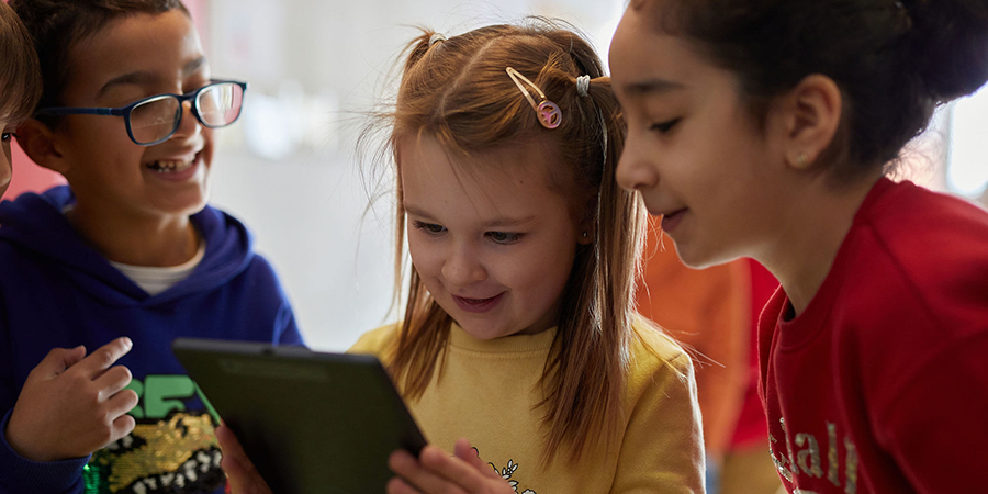 ‘DigiCraft en tu cole’ continúa potenciando la transformación de la educación y este curso llegará a 70.000 alumnos