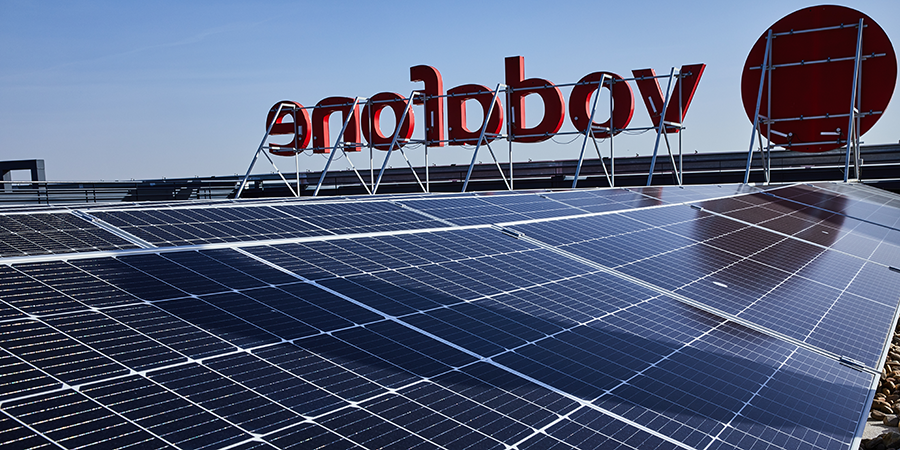 Iberdrola y Vodafone firman acuerdos de compra de energía (PPA) solar para proporcionar energía limpia a los clientes de Vodafone en Alemania, Portugal y España