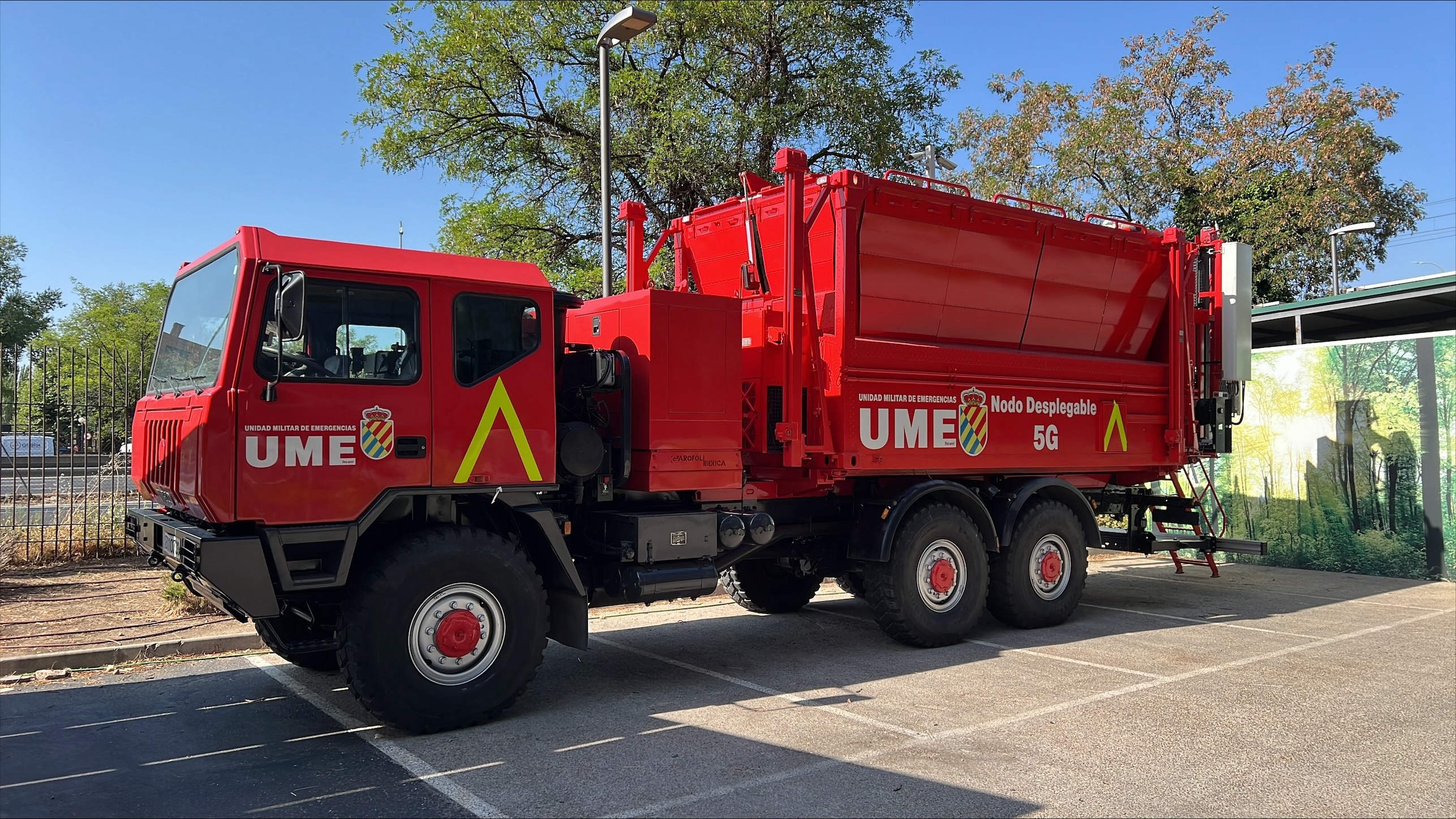 Vodafone entrega a la UME la primera unidad m&oacute;vil con tecnolog&iacute;a 5G avanzada para actuar ante grandes emergencias<br/> &nbsp;