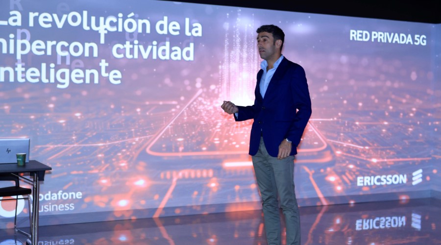 Vodafone se une al Grupo Recalvi para impulsar la innovación en el sector automovilístico